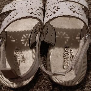 OshKosh B'gosh White Sandals with Perforated Design For a Little Girl